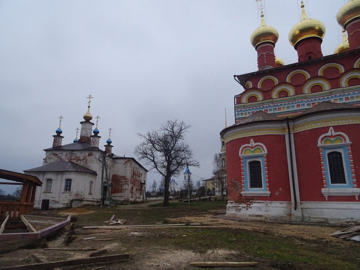Белёвский Спасо-Преображенский монастырь конца XVII века, ярчайший представитель узорочья на Тульских землях. Фото: Владимир Сергеев