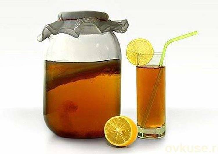 Фотография, которая одновременно напомнит и детство у бабушки, и молодость в клубах.