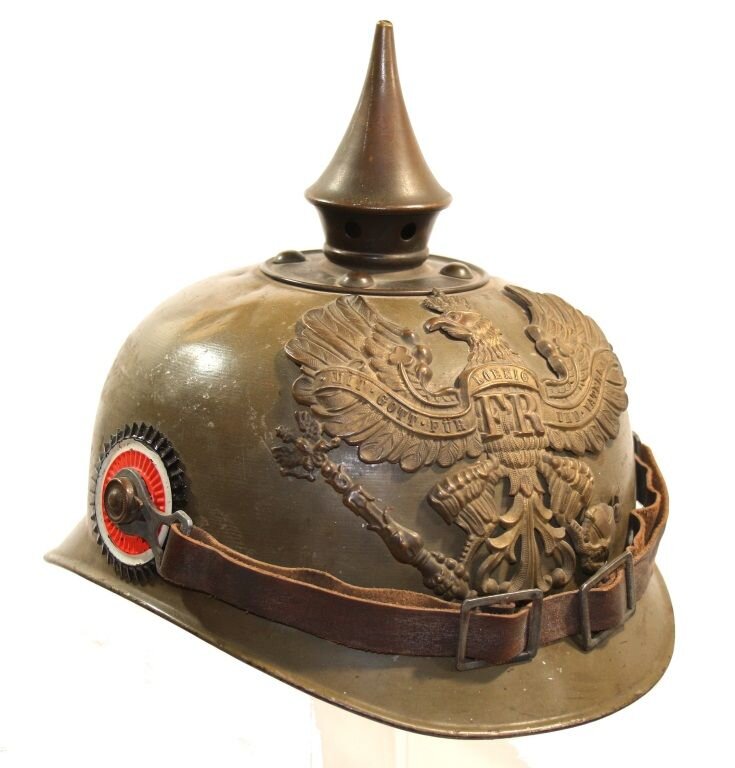 Немецкий шлем начального периода Первой Мировой войны "Pickelhaube"