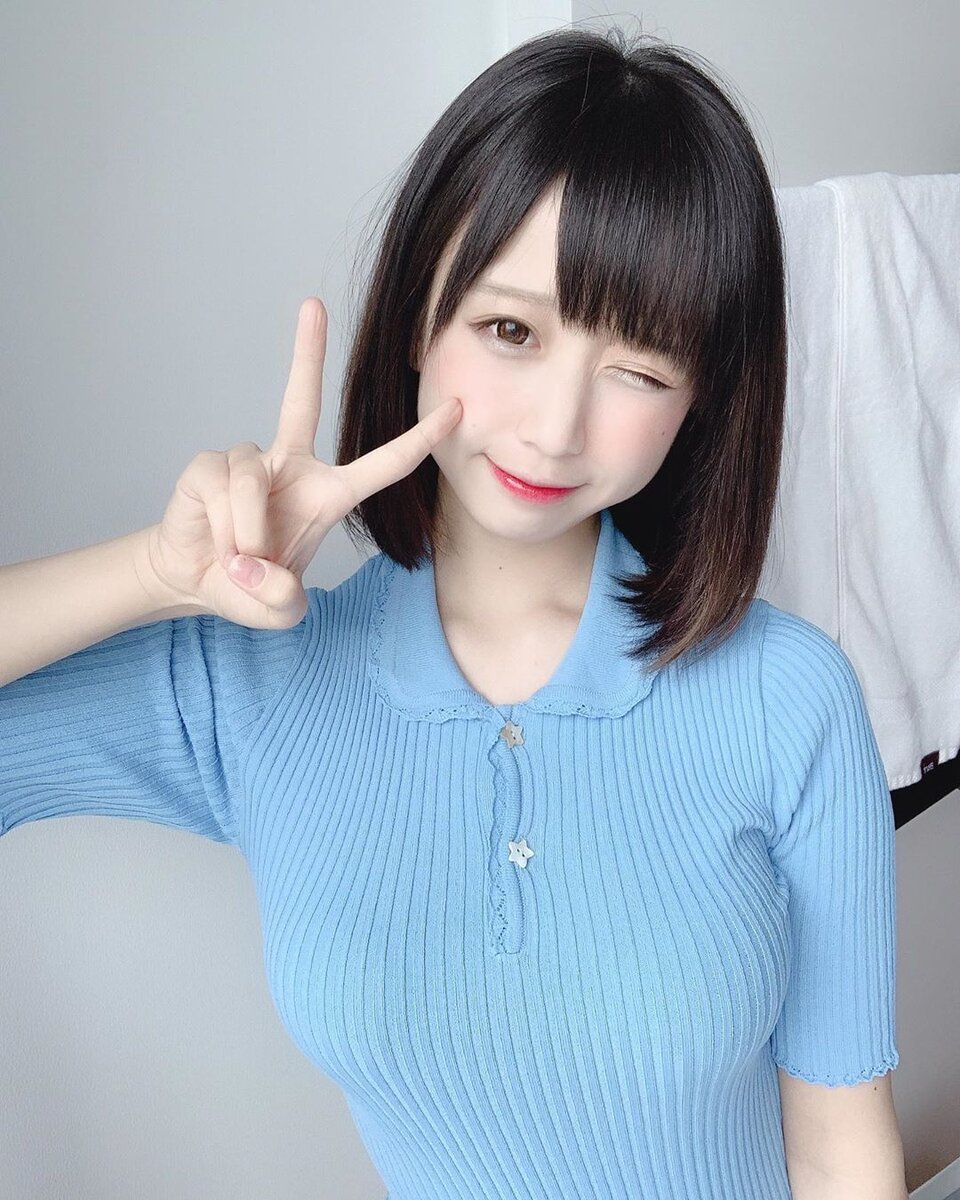 https://www.instagram.com/real__yami/