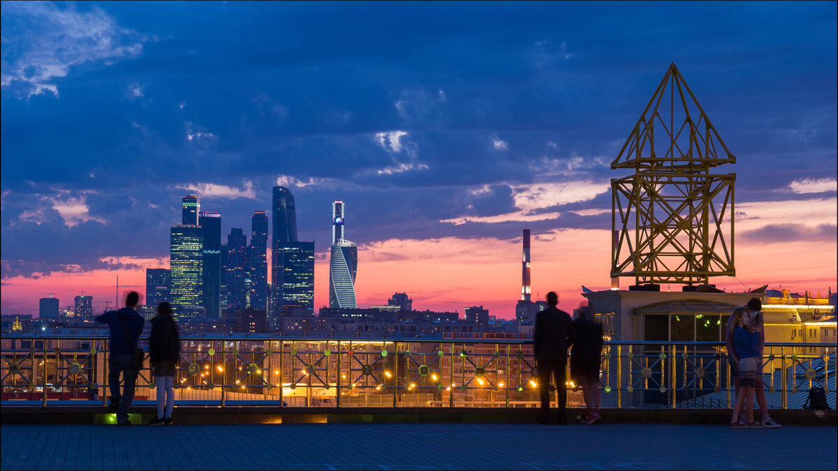 Адрес:  Просп. Ленинский, д. 32, лит. А, стр. 1