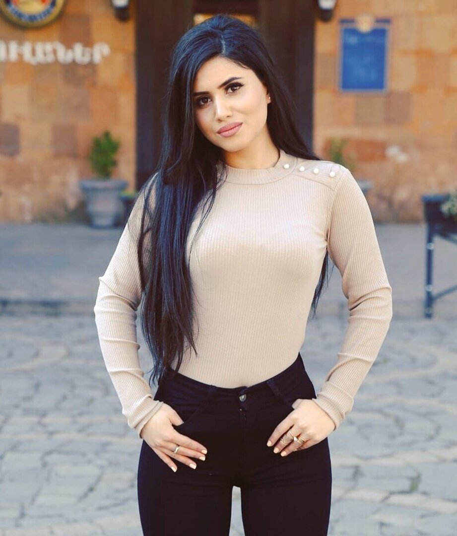 Девушки на улицах Еревана: какие они? Мои наблюдения