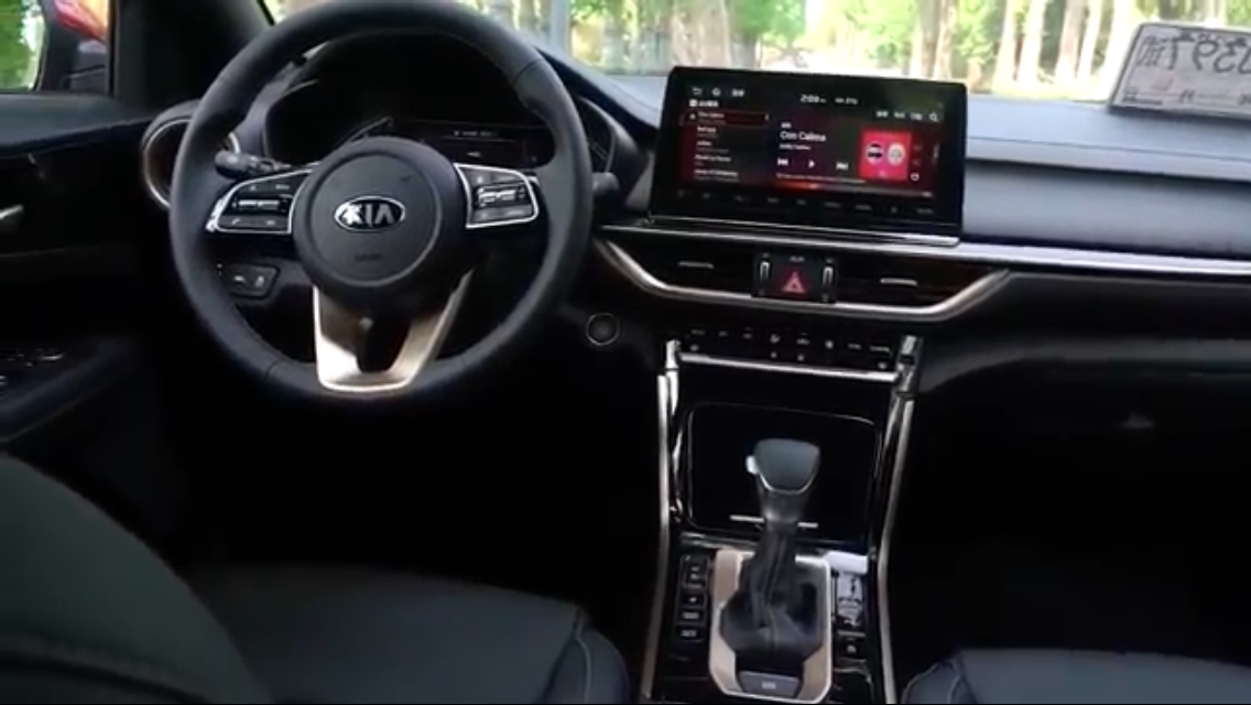 Audi rs3 sedan. к3 2021. 5. игровая выставка е3. дачия логан 2021.