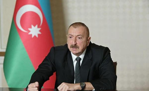 Подаст ли Алиеев в отставку, проиграв в карабахской войне?