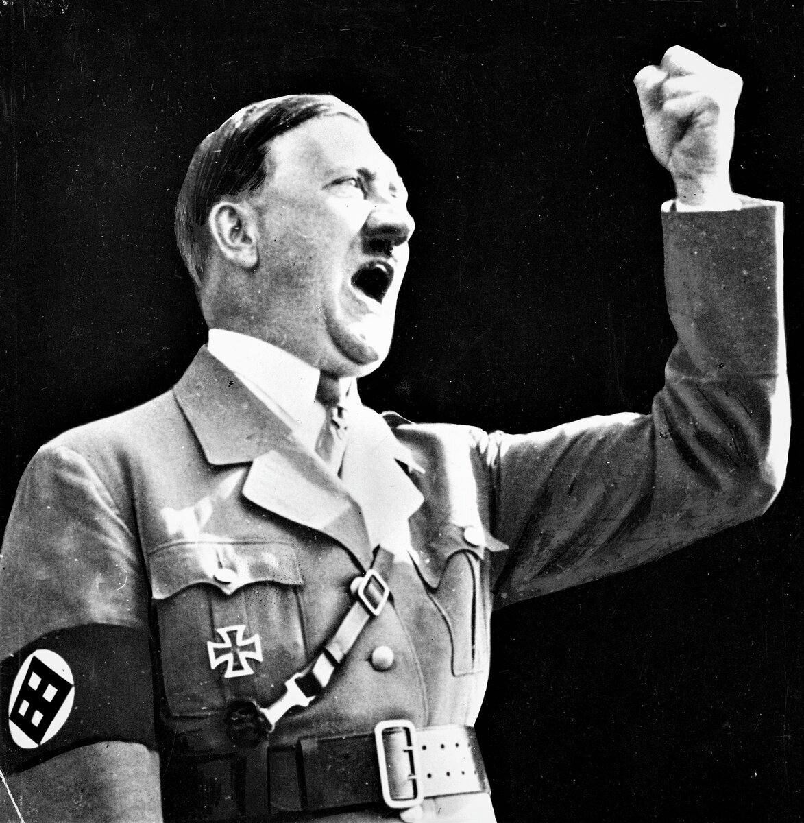 Chespirito hitler