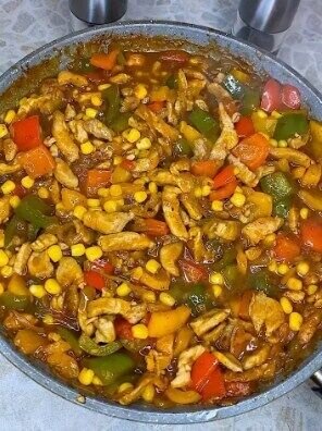 Рис с овощами и мясом. Источник: Скриншот рецепта pp.brokkoli в Instagram