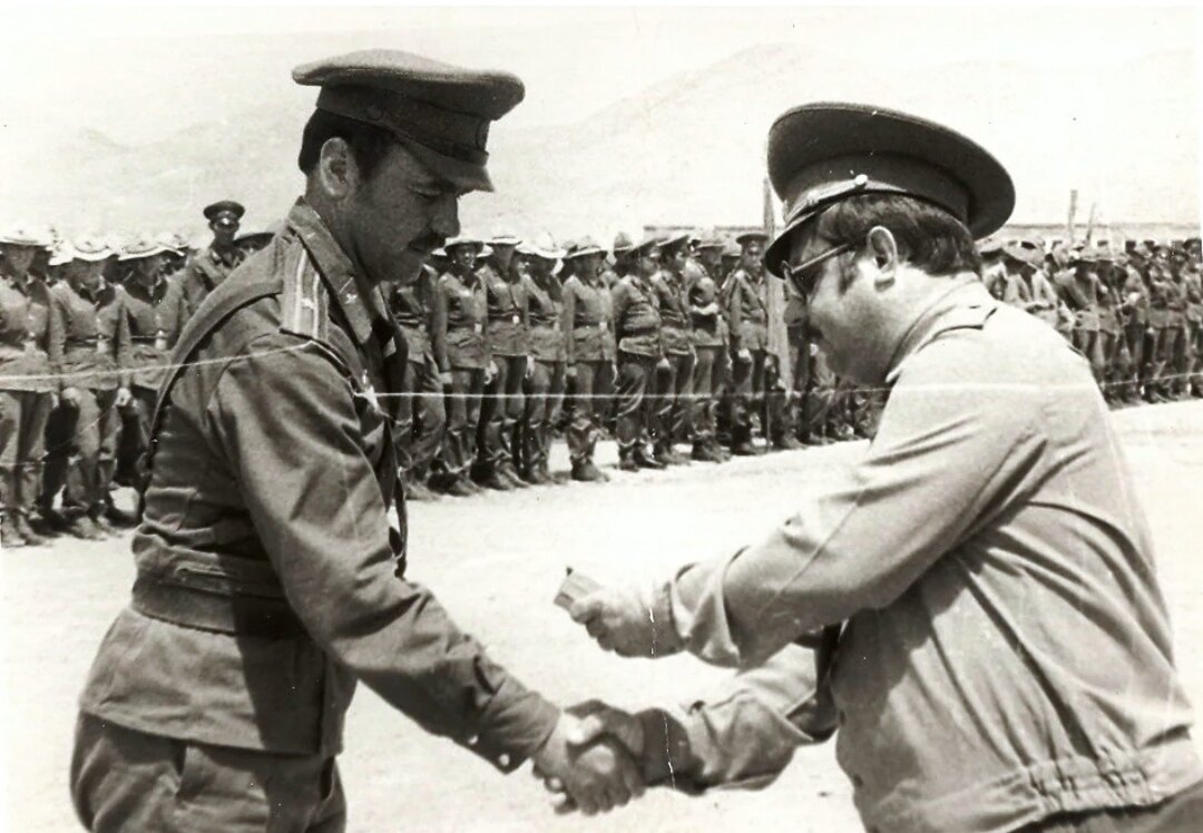 Куйбышевский медицинский институт выпуск 1979 года. Футбольная команда пахтакор 1979. Город ленинград в 1979. Революция в иране 1979. Ленинград 136 школа 1979.