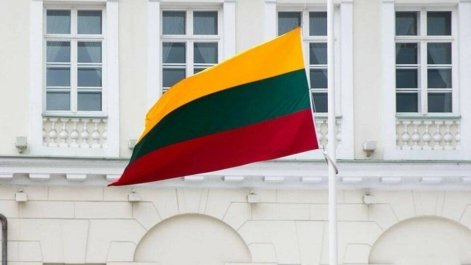     Глава МИД Литвы Ландсбергис предложил впускать россиян в Литву только после ответа на вопрос "чей Крым?"  GLOBAL LOOK PRESS
