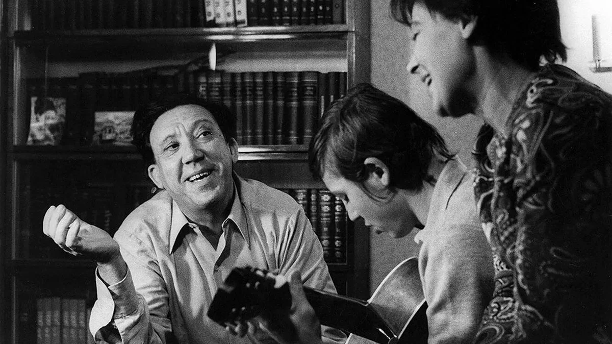 Нашла в интернете подборку анекдотов от Юрия Никулина и не столько смеялась (хотя это тоже), сколько ностальгировала по ушедшей эпохе. Как изменилось время...-3