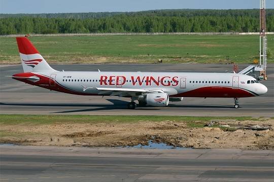    Пассажиры Red Wings опять не смогли улететь из-за поломок самолетов – на этот раз в Турцию и Египет