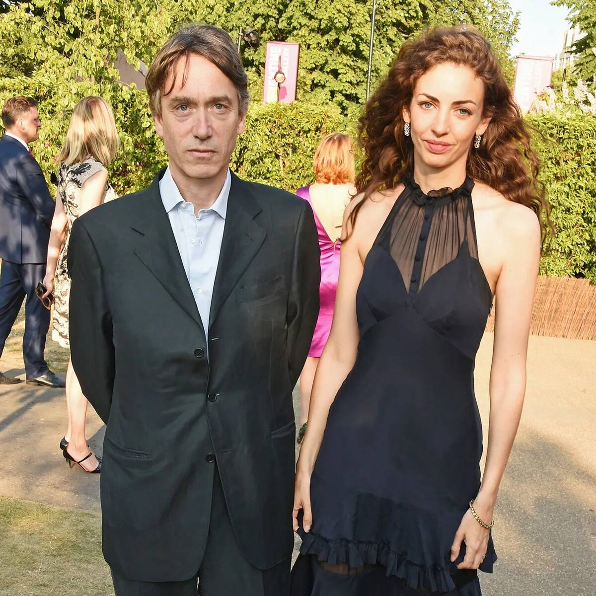 Роуз ханбери и кейт миддлтон. Роуз хэнбери и принц уильям. Маркиза чамли и принц уильям. Роуз хэнбери. Маркиза чамли и принц уильям.