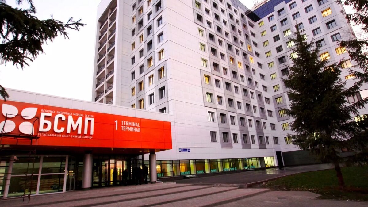     Больница скорой медицинской помощи Набережных Челнов не стала комментировать Inkazan ситуацию с обвинениями горожанки. Женщина заявляла, что медики удалили диск с компьютерной томографией. Там содержалась информация о переломах, полученных в ходе избиения.