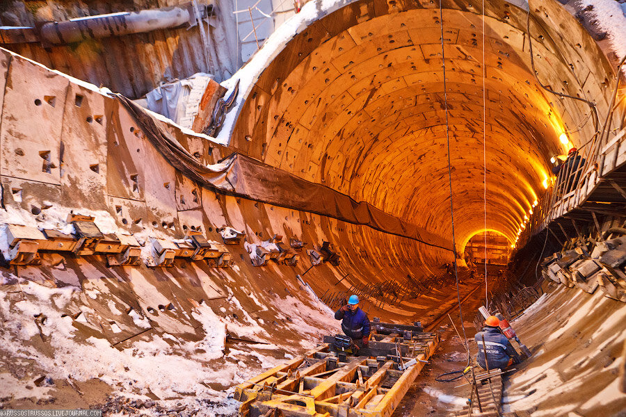 станция метро марьина роща бкл. сооружения метрополитена. метрострой кольцевая. стройка метро в москве. сколько лет строят метро.