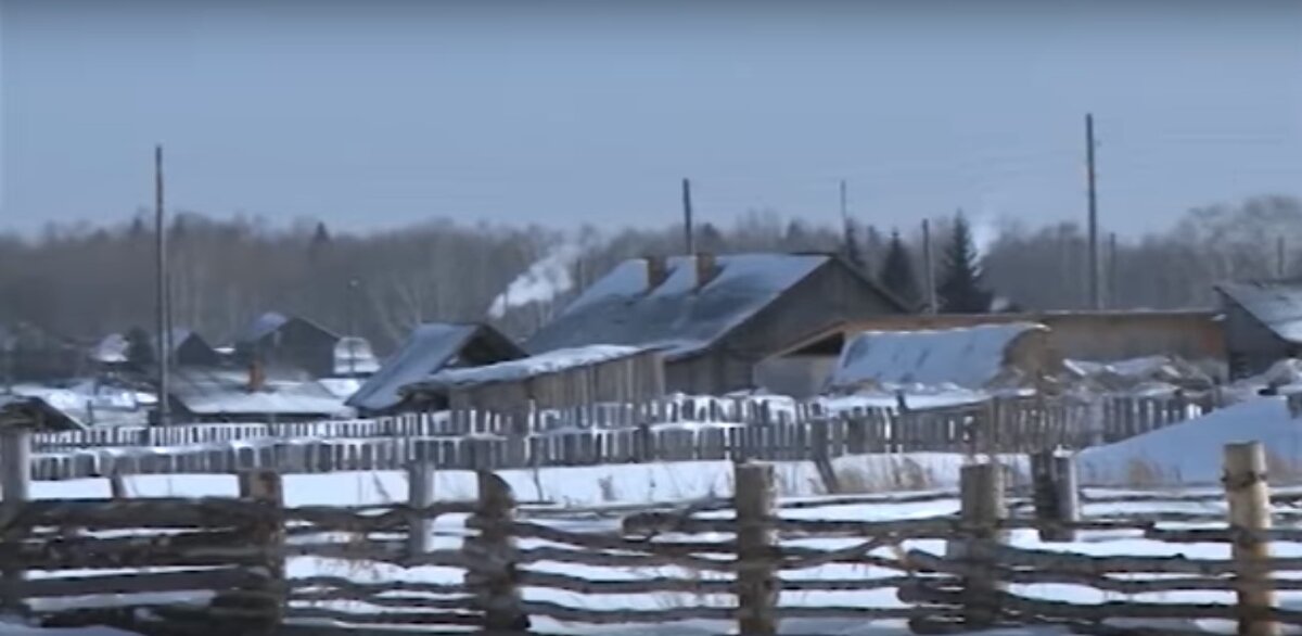 Девчата на речке - красивые фото