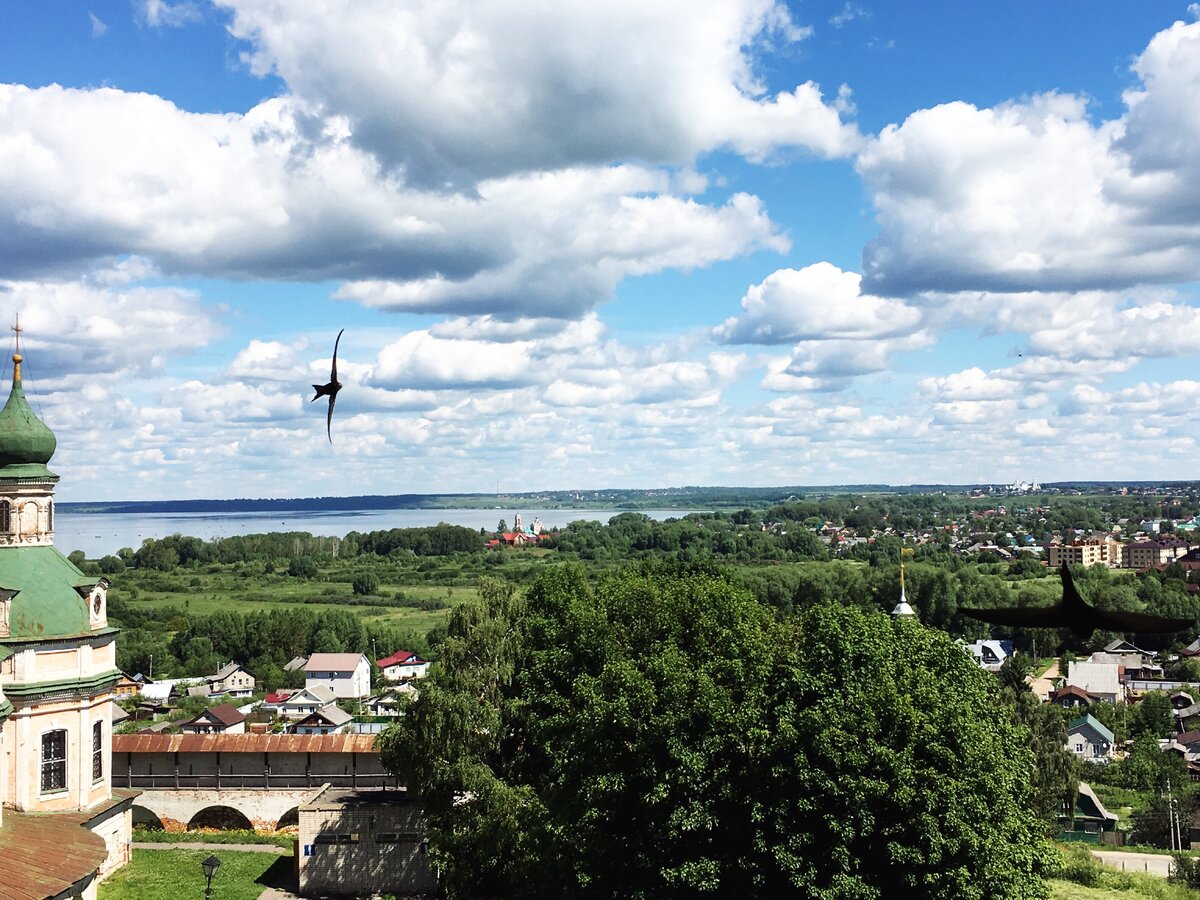 Москва переяславль. Плещеево озеро Переславль Залесский. Никитская Слобода Переславль-Залесский. Горицкий монастырь в Переславле-Залесском. Никитская Слобода Плещеево озеро.