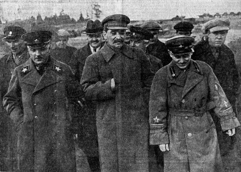 Как Сталин убил больше советских маршалов и генералов, чем немцы | Дух  времени | Дзен