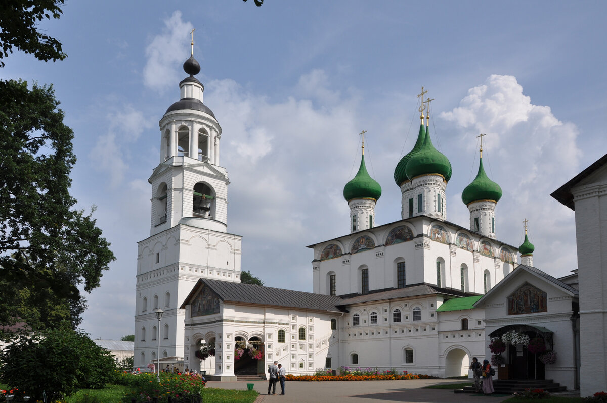 Свято-Введенский Толгский женский монастырь. Введенский собор (летний), 1681-1683.