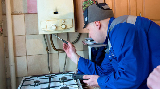 Идет проверка внутриквартирного газового оборудования 