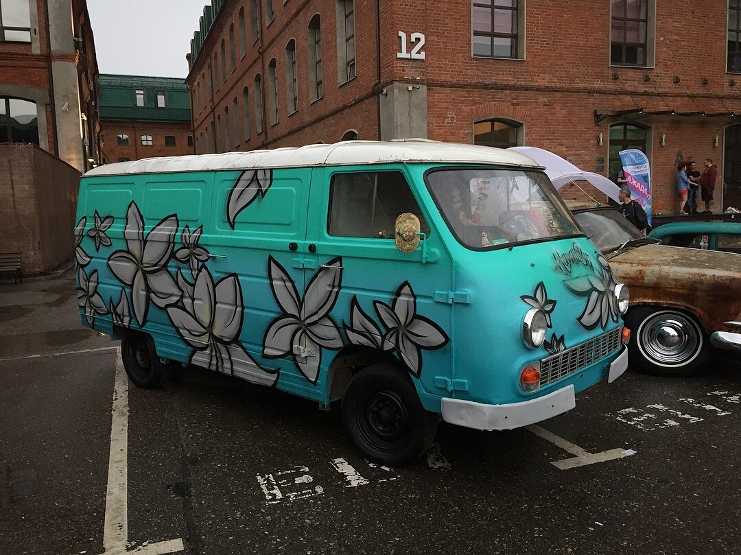 Пример покраски граффити краской без предварительной подготовки.