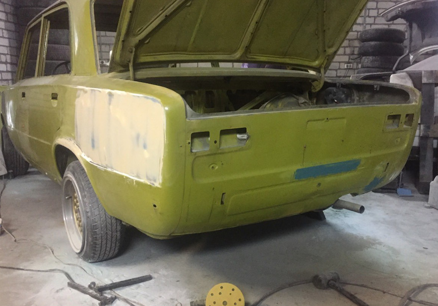 Ваз-2106 "жигули". Ваз-2103 жигули. Ваз 2103 стенс. Ваз 2101 классика. Мастерская ваз.