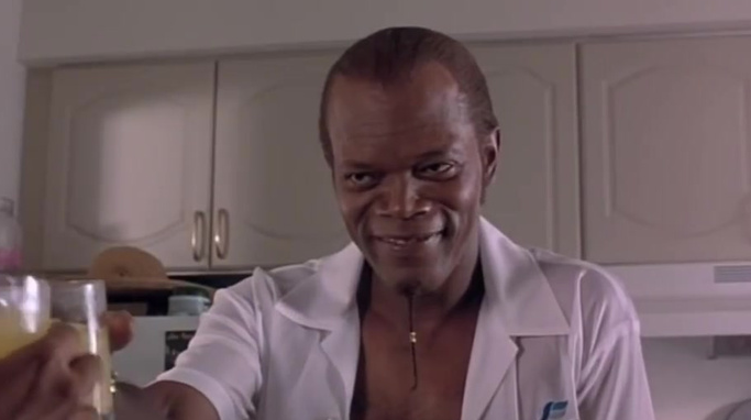 Кадр из фильма "Джеки Браун"