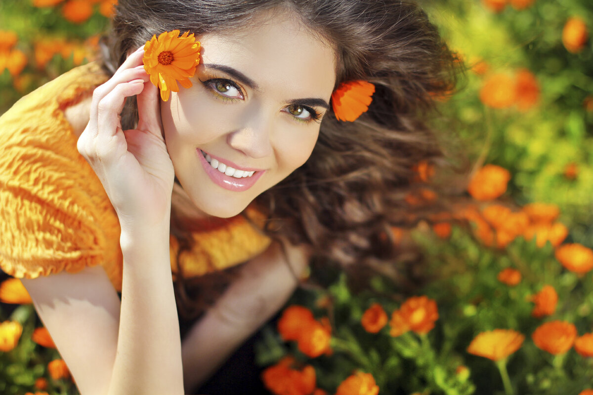 https://www.firestock.ru/devushka-s-tsvetkom-girl-with-the-flower/