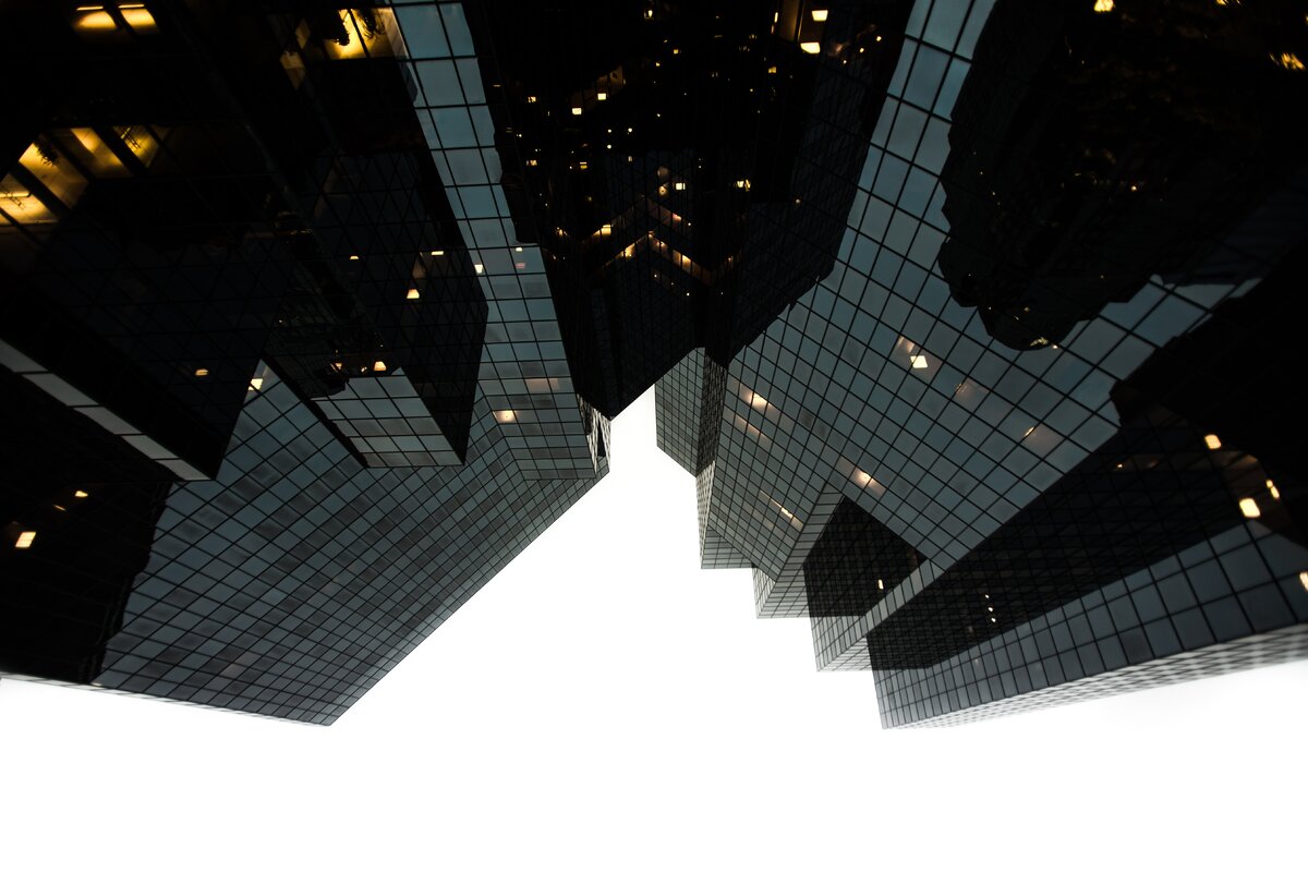https://unsplash.com/photos/Hx5vtx2e4KQ