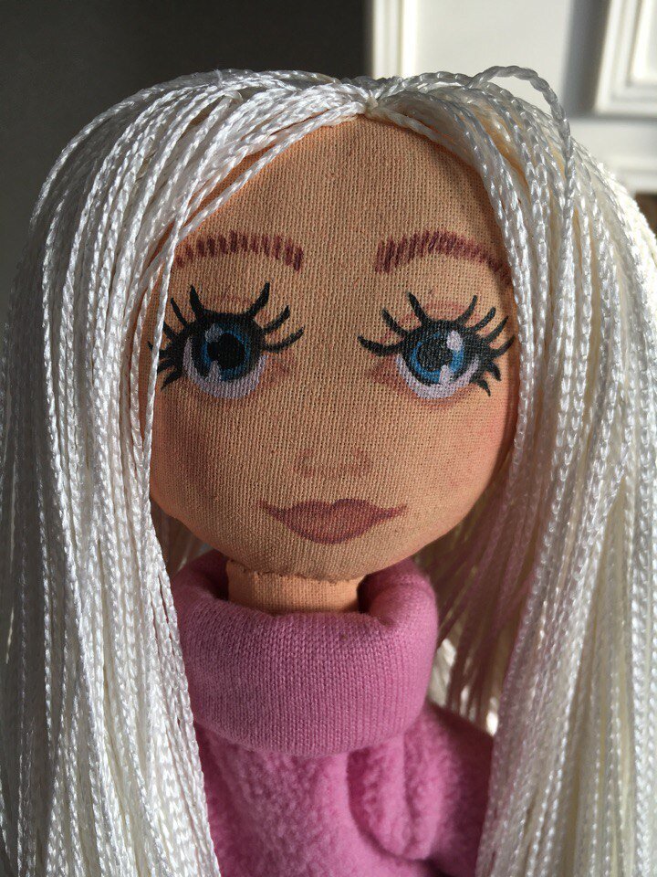  Волосы из нитяных штор