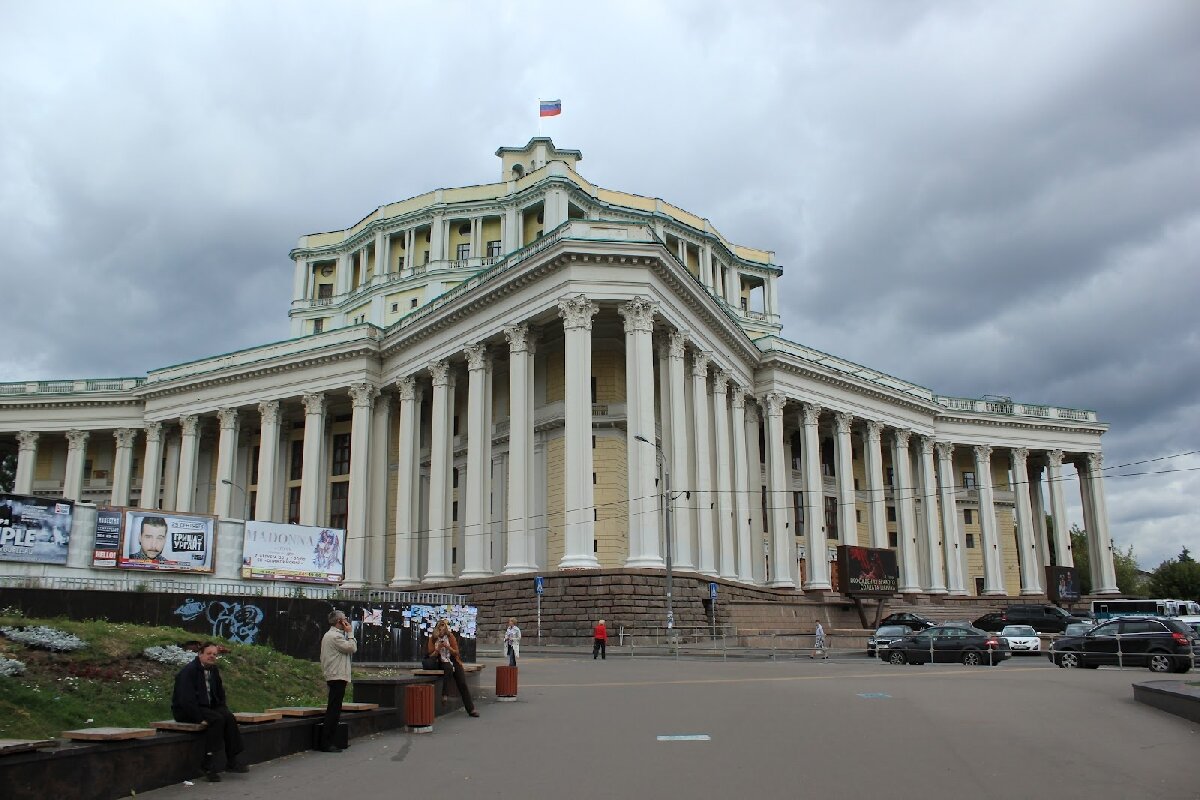 театр армии в москве