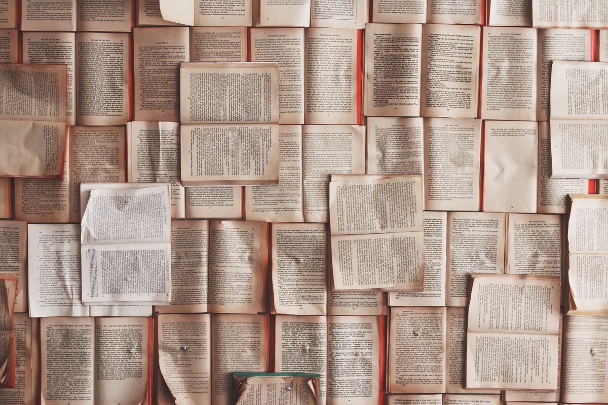 https://unsplash.com/photos/Oaqk7qqNh_c