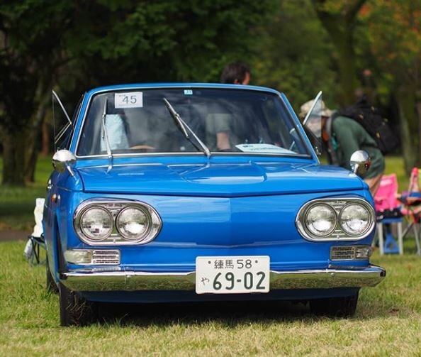 Hino Contessa 1300 Coupe. Дизайн - Джованни Микелотти. Годы выпуска 1964-1969. Построено 3868 штук. Рабочий объем - 1251 куб.см. Мощность - 54-64 л.с.