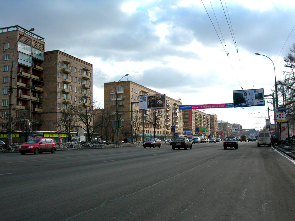 Пр комсомольский. Комсомольский проспект 1999 год. Улица Комсомольский проспект Москва. Комсомольский проспект универ. Проспект Вернадского и Комсомольский проспект.