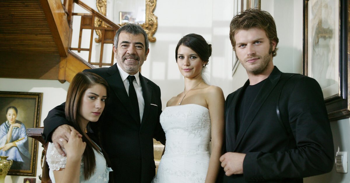 Запрещенная любовь. Запретная любовь турецкий сериал 1 серия. Ask i Memnu турецкий сериал. Запретная любовь турецкий сериал 7. Запретная любовь турецкий сериал 4