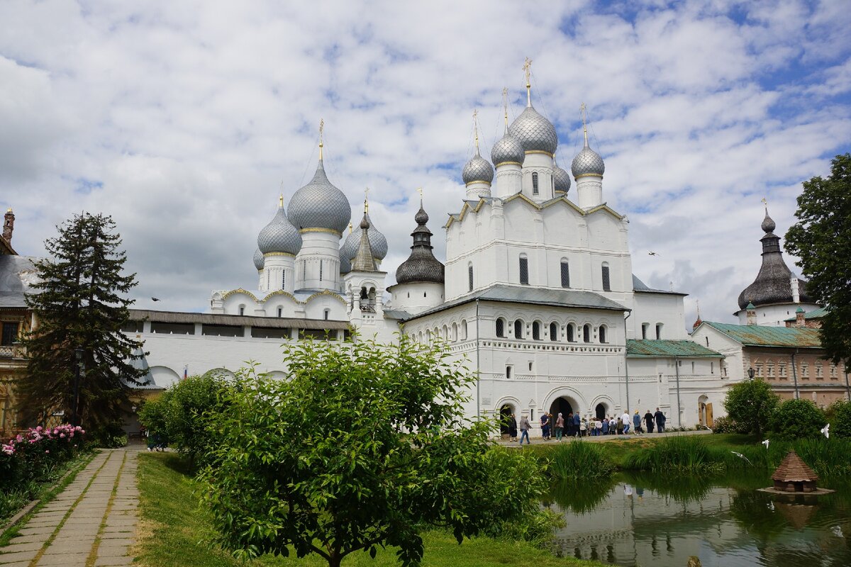 На территории Кремля