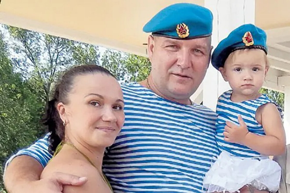 Дмитрий лавров актер личная жизнь жена дети фото