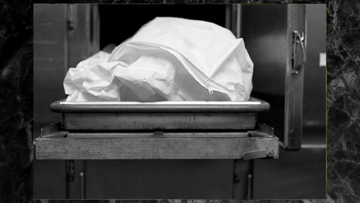 накрыл простыней