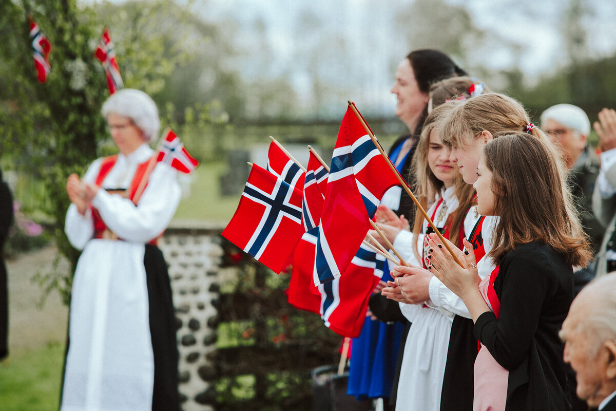 Песнь норвегии. Образование в Норвегии. Гостеприимство в Норвегии. Норвегия гости. Общение в Норвегии.