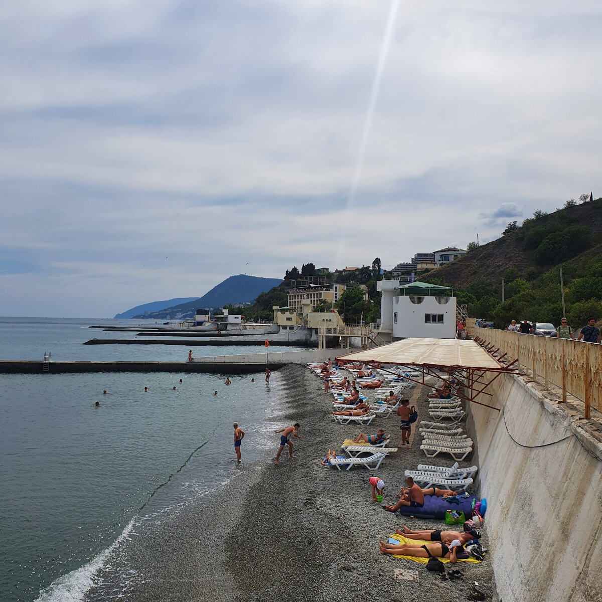 Алушта Крым. Восточная набережная и пляжи, скрытые от людских глаз.  Советское наследие | Крымская путешественница | Дзен