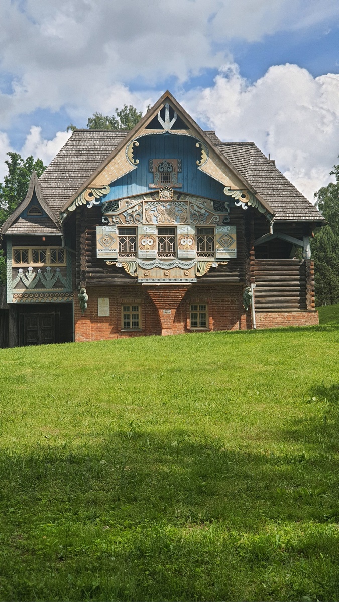 Изба Теремок