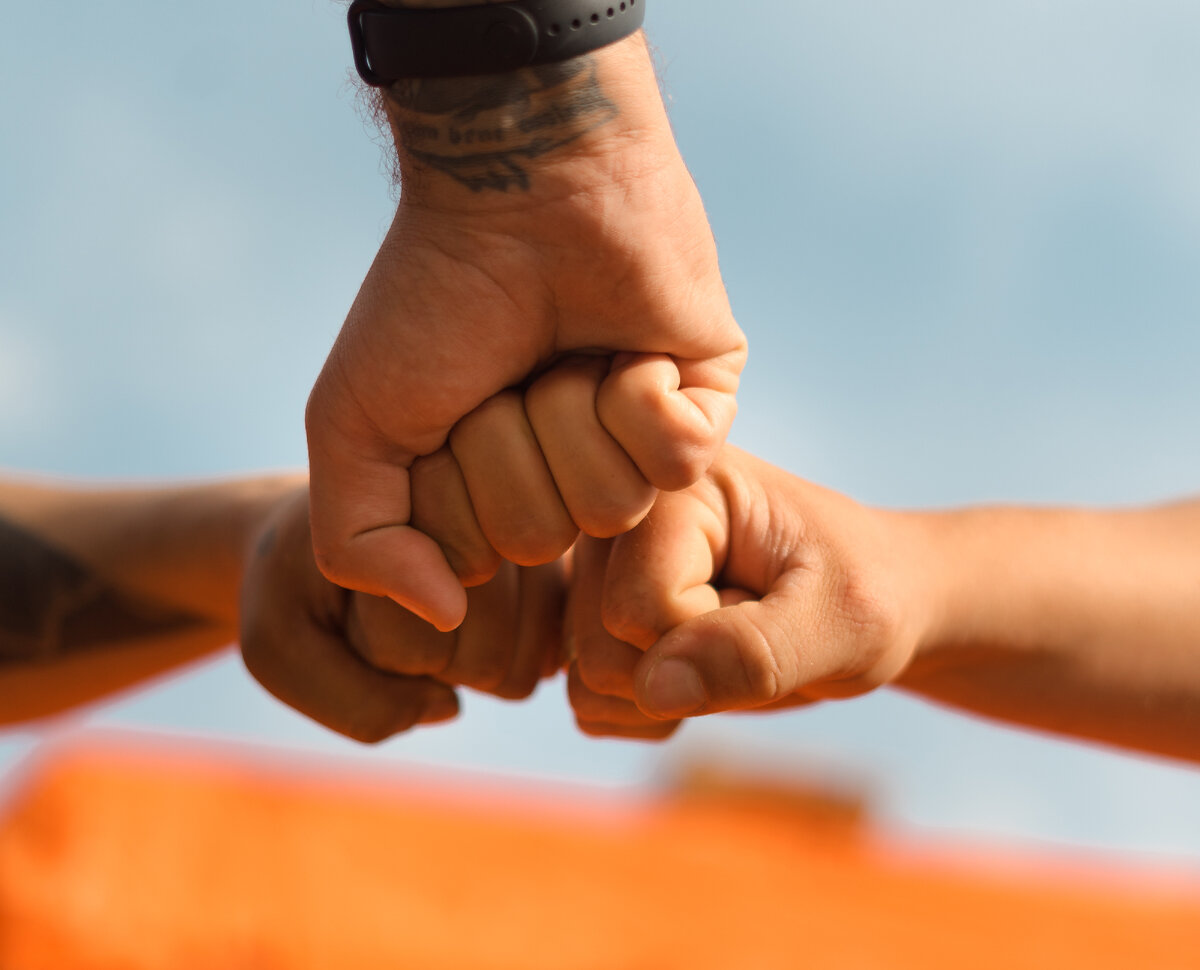 Один монтажник в поле не воин!