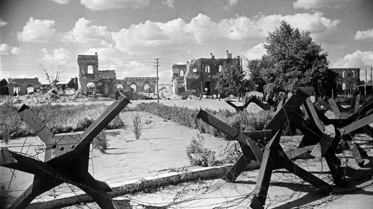    Освобожденный от немецко-фашистских захватчиков Воронеж. 1943 год.© РИА Новости / Галина Санько