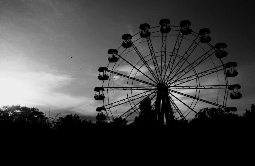 Колесо обозрения. Фото из свободный источников
