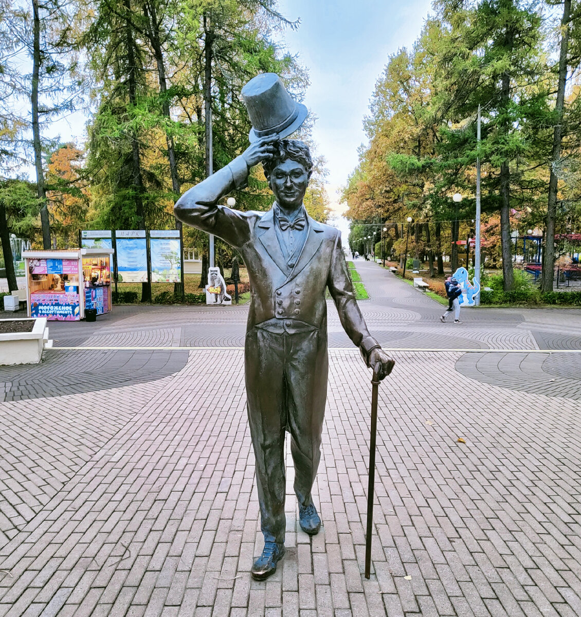 Памятник актеру Вицину в Зеленогорске