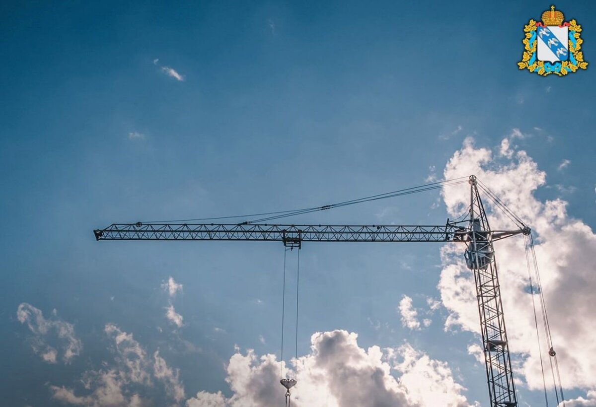    Глава Минстроя Курской области поздравил строителей с профессиональным праздником