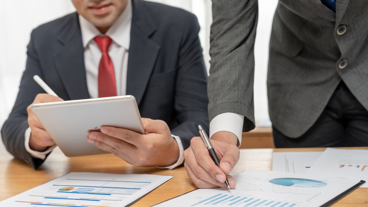 Как показывает практика, решение быстрого поиска кандидата собственниками бизнеса создает трудности адаптационного периода руководителей