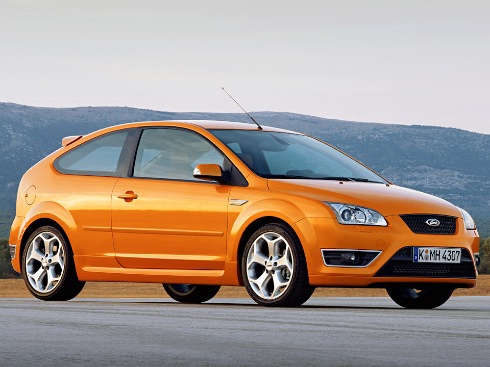 Тест форд фокус 2. Ford Focus 2 St. Ford Focus 2 St 2008. Ford Focus mk2. Ford Focus 2 St хэтчбек.