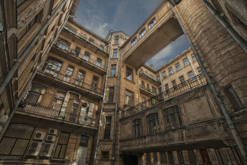 Доходный дом Бака. Адрес: ул. Кирочная, 24 