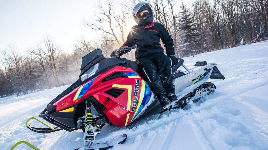 Новенький 2019 Polaris Indy Evo