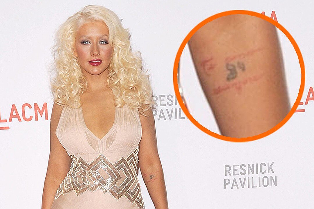 Рианна: однажды любила, теперь удалит