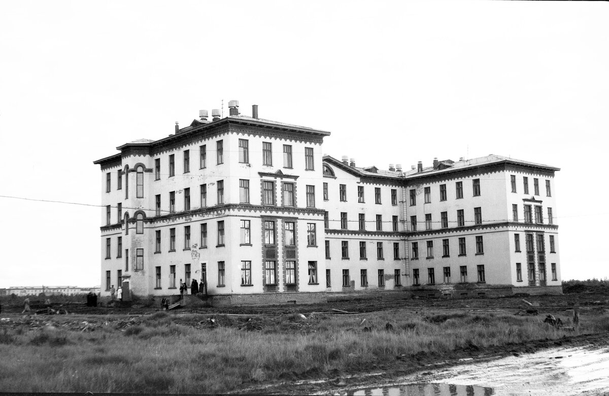 Городская больница. Фото из фондов "Интинского краеведческого музея"